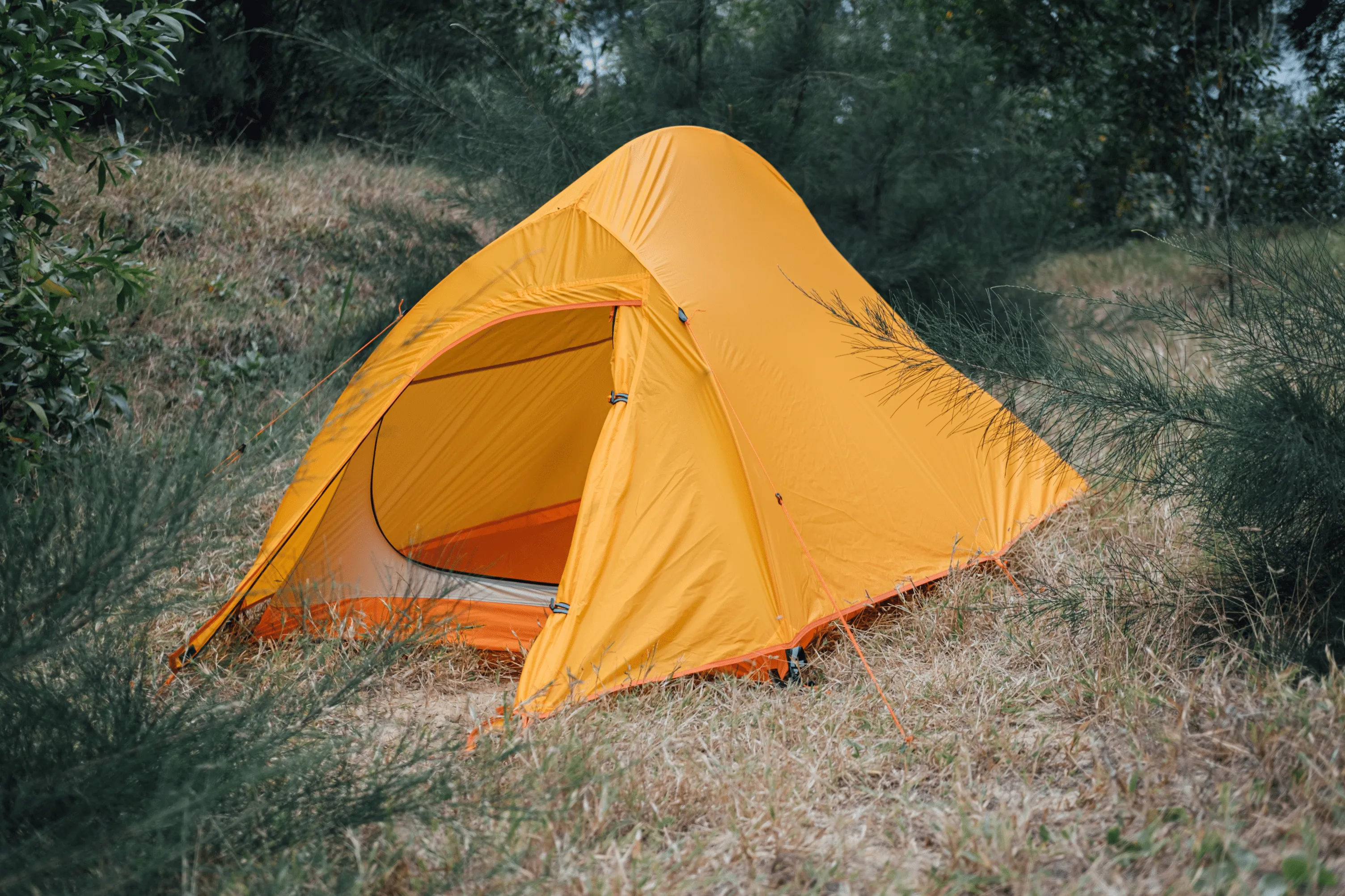 Illumina X - 1.55 Kg Ultralight Hiking Tent - Amber