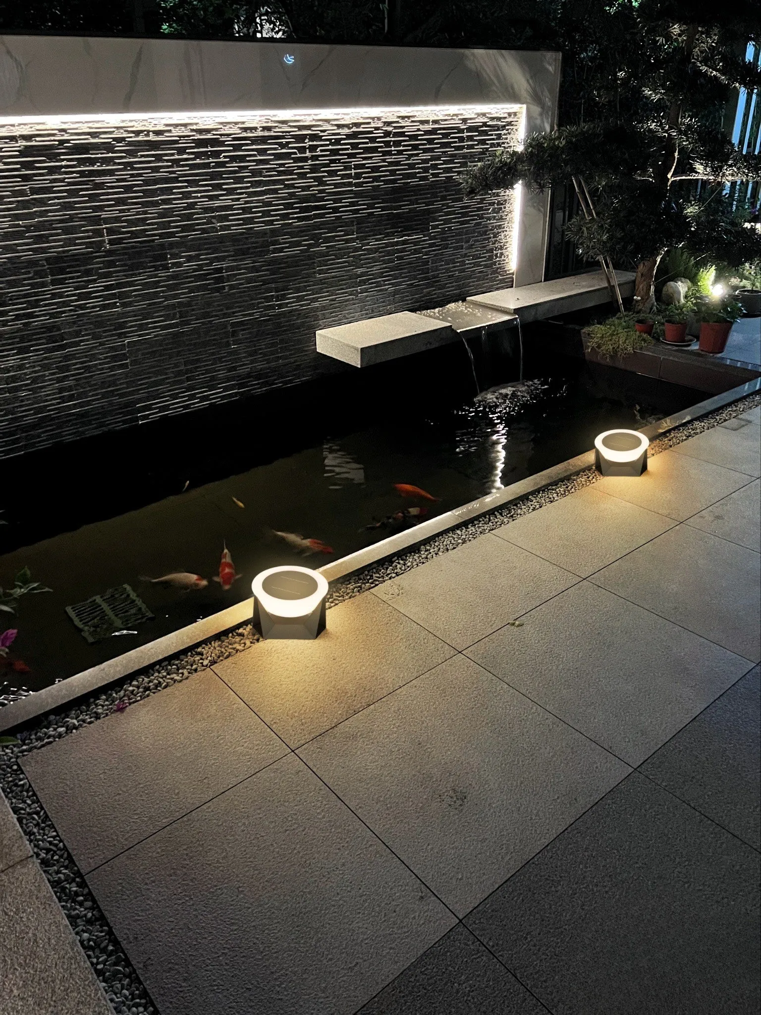 Luminous Glow Solar Lantern