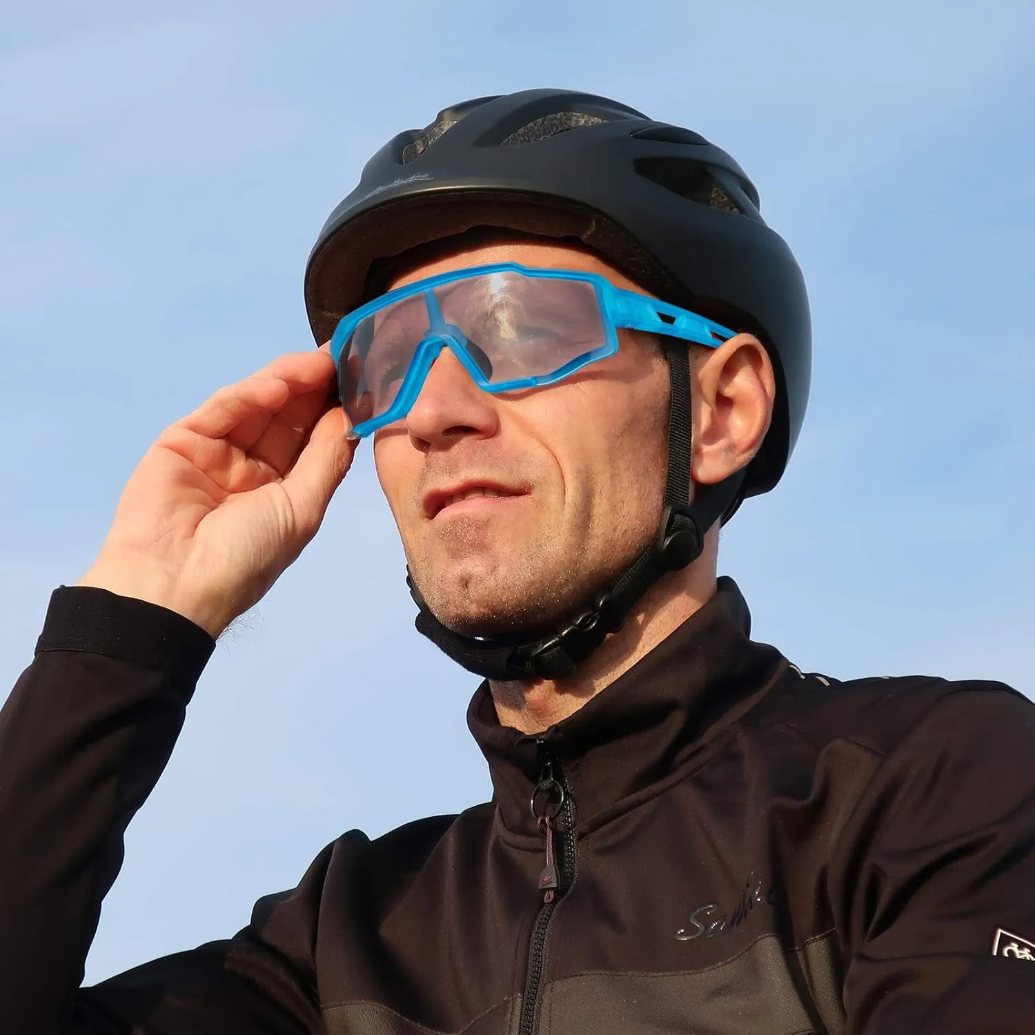 ROCKBROS Photochromic Cycling Sunglasses UV Protection Windproof Lightweight